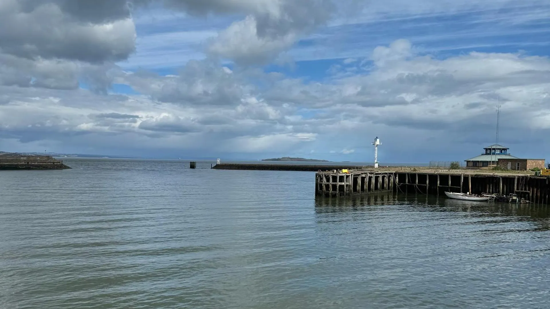 Ivi Granton Harbour Apartment Edinburgh United Kingdom